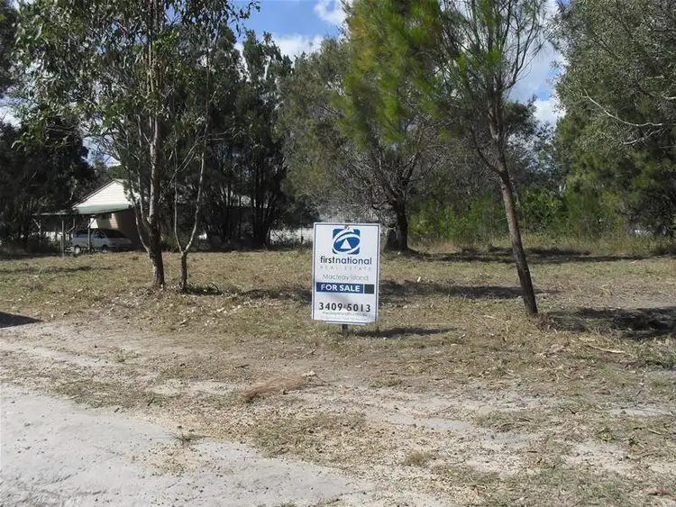 1 Leanne Street, Macleay Island QLD 4184