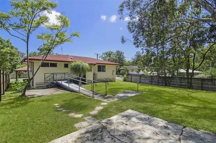 1 Coolibah Crescent, Varsity Lakes QLD 4227