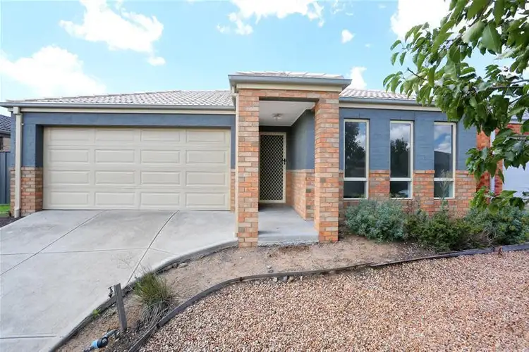 30 Edmondshaw Drive, Deer Park VIC 3023