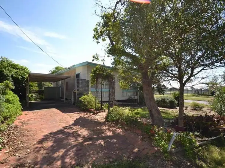 40 McIntosh Street, Shoalhaven Heads NSW 2535