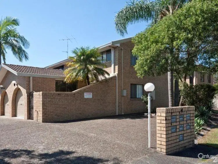 Fourth view of Homely unit listing, 2/4 Angie Court, Mermaid Waters QLD 4218