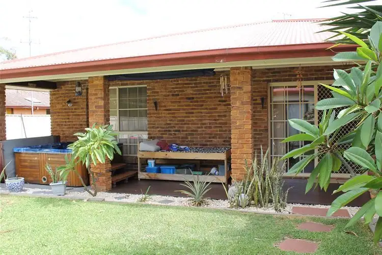 Fifth view of Homely house listing, 11 Essendene Garden, Mallabula NSW 2319