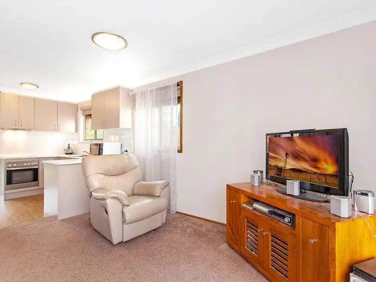 Seventh view of Homely house listing, 92 Kerry Crescent, Berkeley Vale NSW 2261