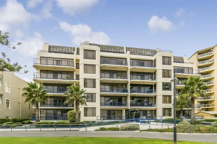 2/9-11 South Esplanade, Glenelg SA 5045