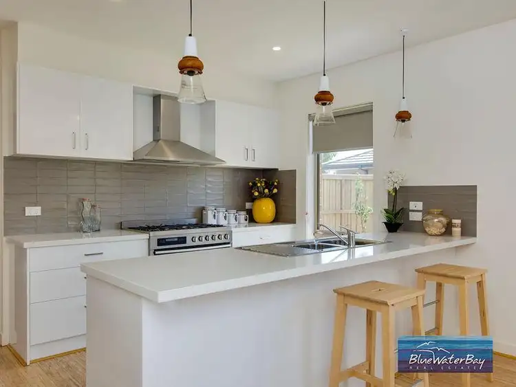 3/63 Green Island Avenue, Mount Martha VIC 3934