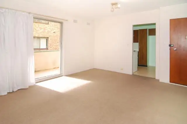 Second view of Homely unit listing, 7/4 Wheeler Parade, Dee Why NSW 2099