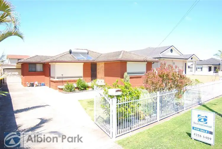 12 Susan Avenue, Warilla NSW 2528