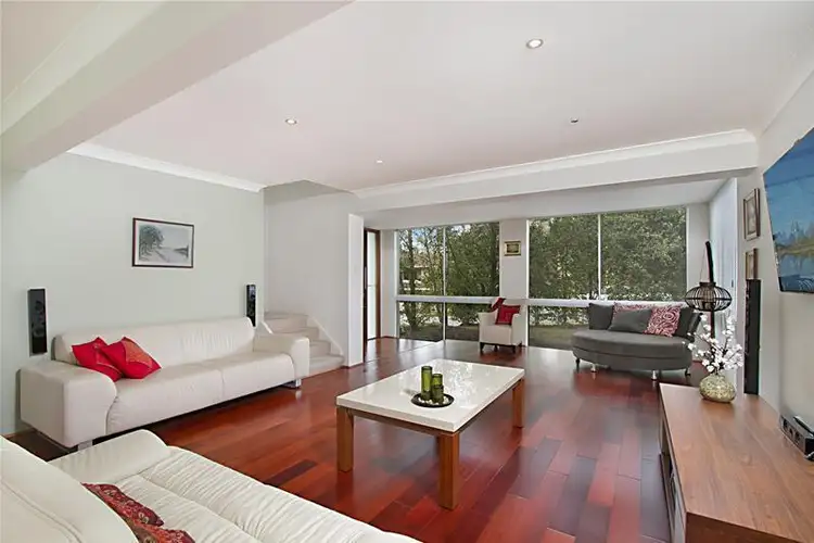 22 Hill Park Crescent, Rochedale South QLD 4123