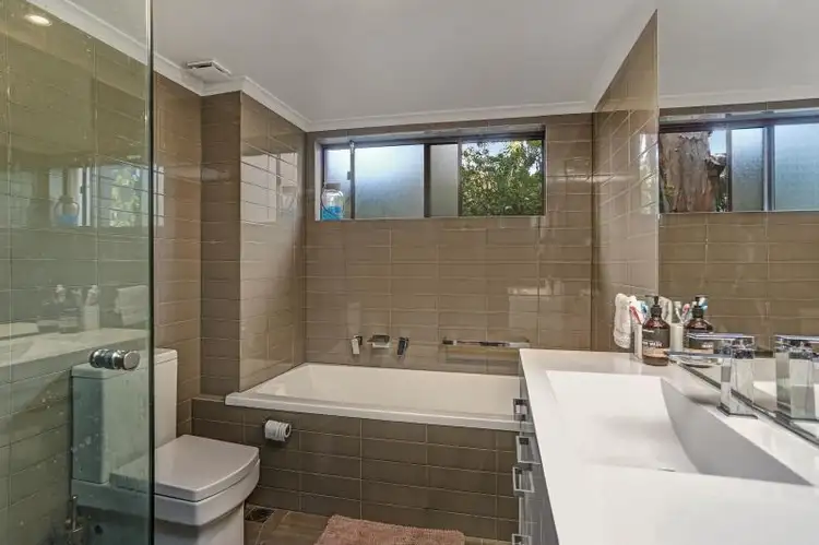 Fifth view of Homely unit listing, 2/35 Merewether Street, Merewether NSW 2291
