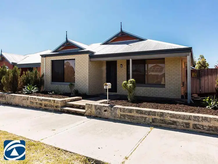 10 Larrawa Circle, Ellenbrook WA 6069