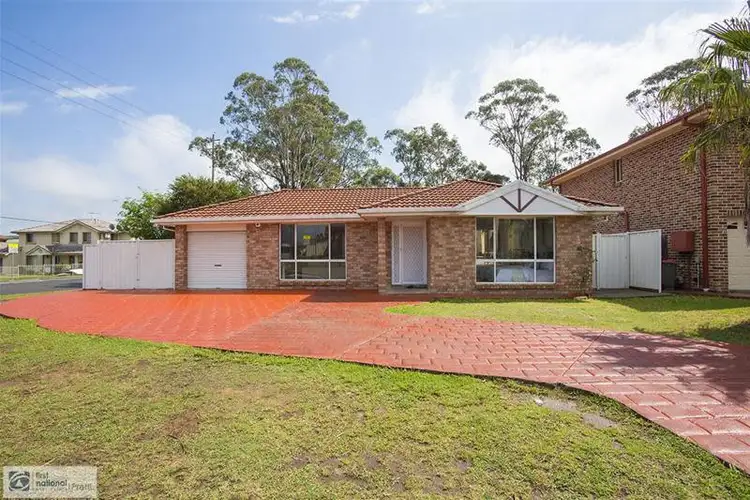 57 Lyrebird Crescent, Green Valley NSW 2168