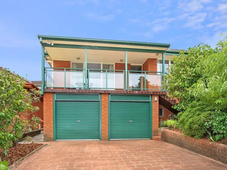 10 St Johns Avenue, Mangerton NSW 2500