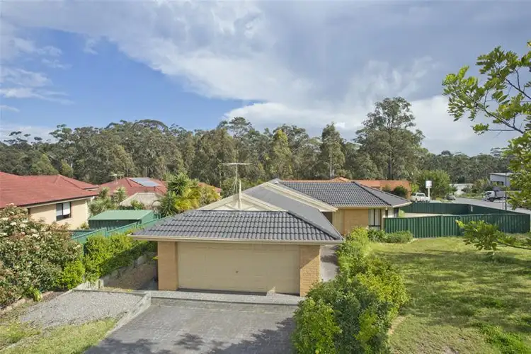 9 Churnwood Drive, Fletcher NSW 2287