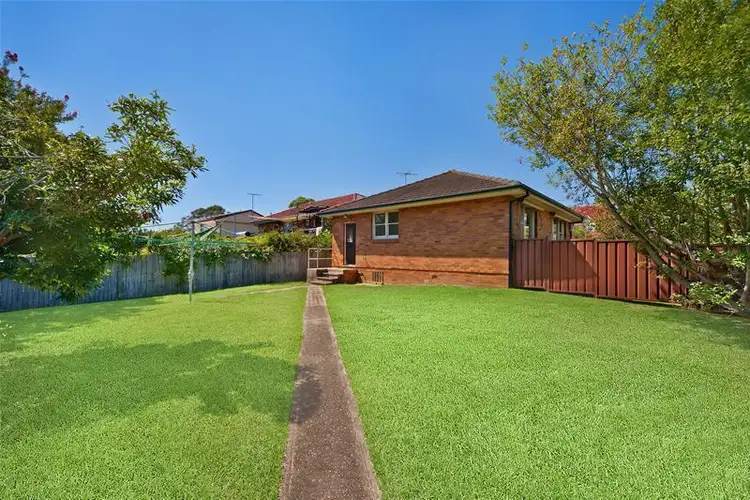 Fourth view of Homely house listing, 2 Boyer Road, Beacon Hill NSW 2100