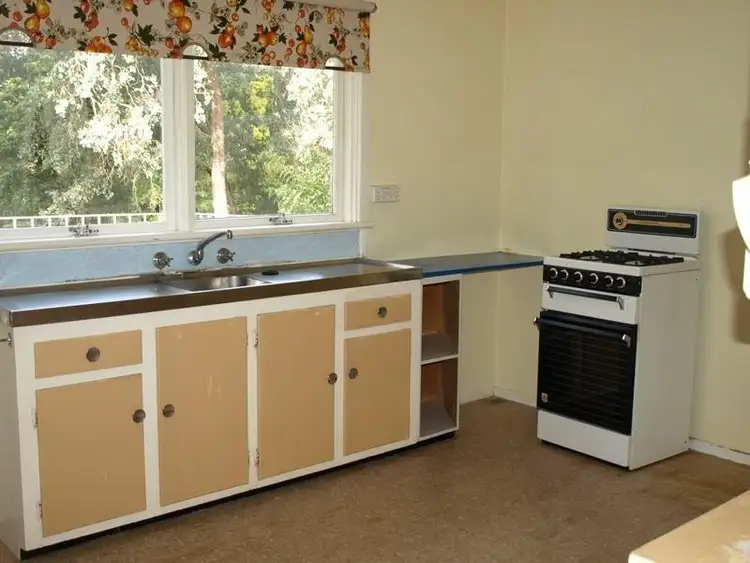 Fourth view of Homely house listing, 8 Burlock Avenue, Ringwood North VIC 3134