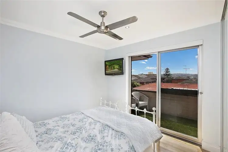 Sixth view of Homely unit listing, 5/11 Wheeler Parade, Dee Why NSW 2099
