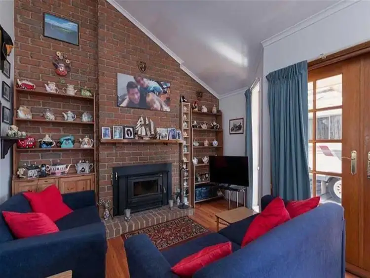 Fifth view of Homely house listing, 35 Sorbonne Drive, Sunbury VIC 3429