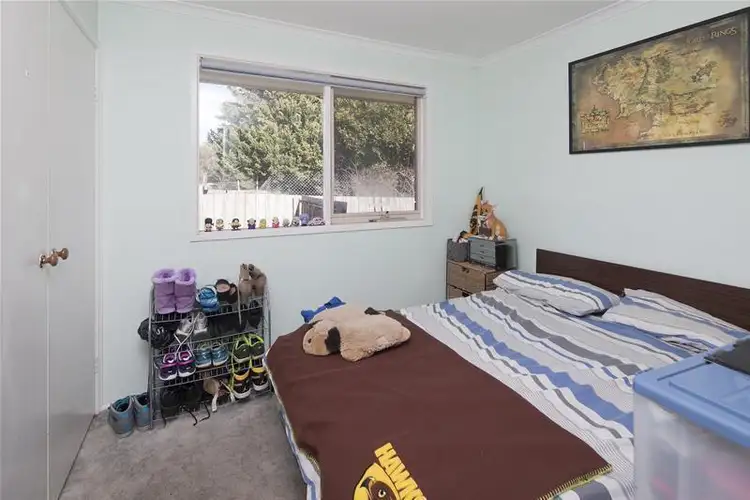 Fifth view of Homely house listing, 8 Gumnut Court, Berwick VIC 3806