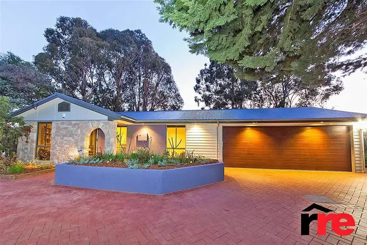 11 Orchid Drive, Roleystone WA 6111