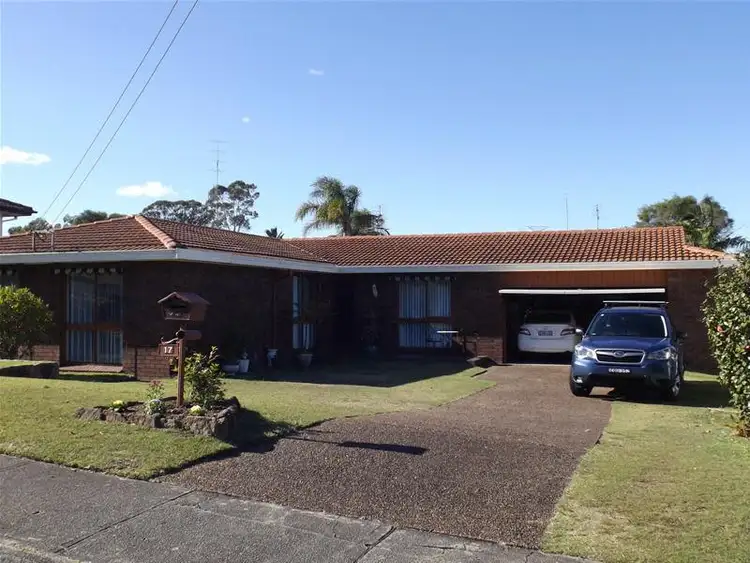 17 Beauford Avenue, Maryland NSW 2287