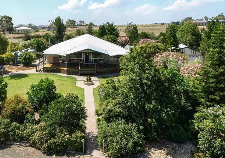 47 Bunkers Hill School Road, Westbrook QLD 4350