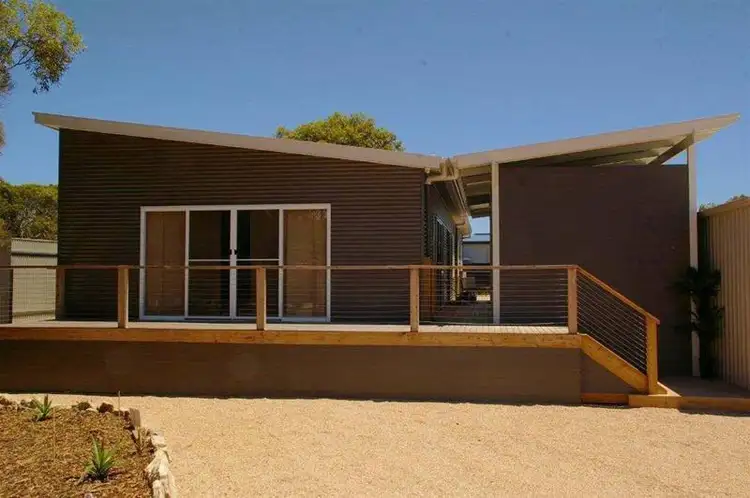 11 Dotterel Street, Marion Bay SA 5575
