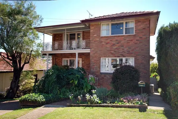 16 Ann Parade, New Lambton NSW 2305