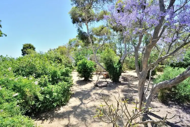 Second view of Homely house listing, 400 Viveash Road, Swan View WA 6056