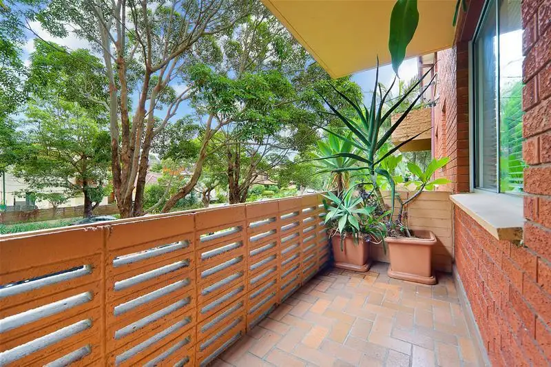 Main view of Homely unit listing, 6/11-13 Avon Road, Dee Why NSW 2099
