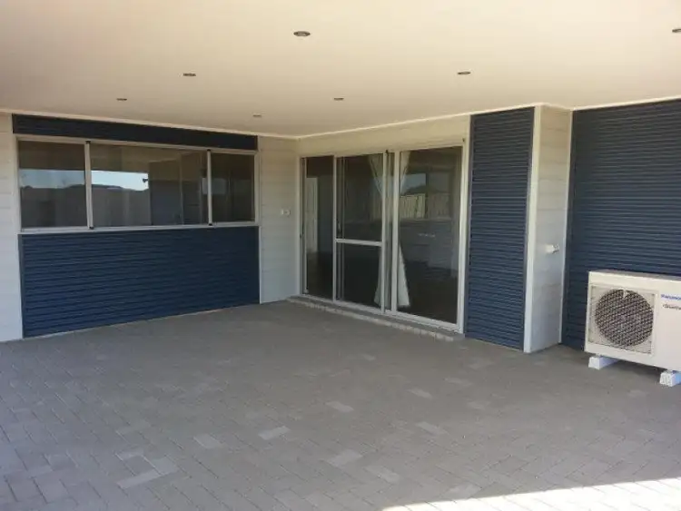 Sixth view of Homely house listing, 33 HAMELIN Avenue, Jurien Bay WA 6516