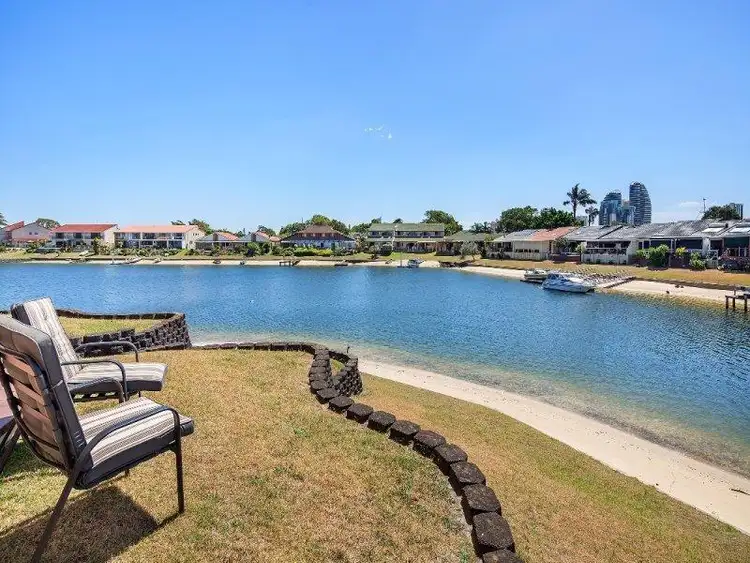 3/24 Aquila Court, Mermaid Waters QLD 4218