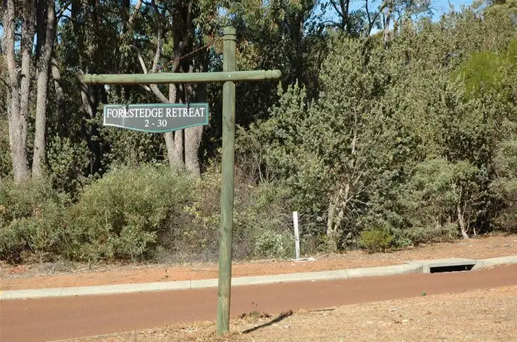 2 Forestedge Retreat, Roleystone WA 6111