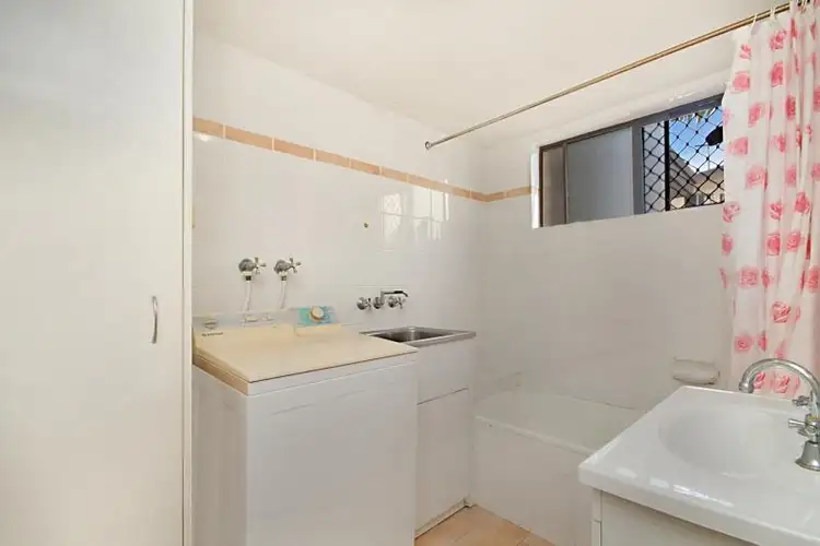 Fifth view of Homely unit listing, 1/9 Nalla Court, Palm Beach QLD 4221