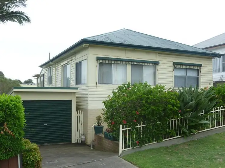 14 Clarence Road, Waratah NSW 2298