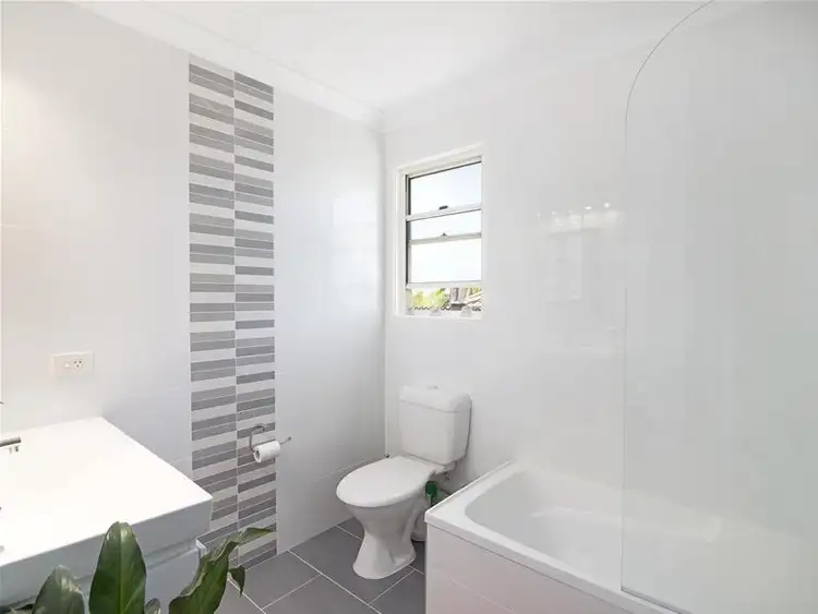 Fourth view of Homely unit listing, 41B/2 Ridgevista Court, Reedy Creek QLD 4227