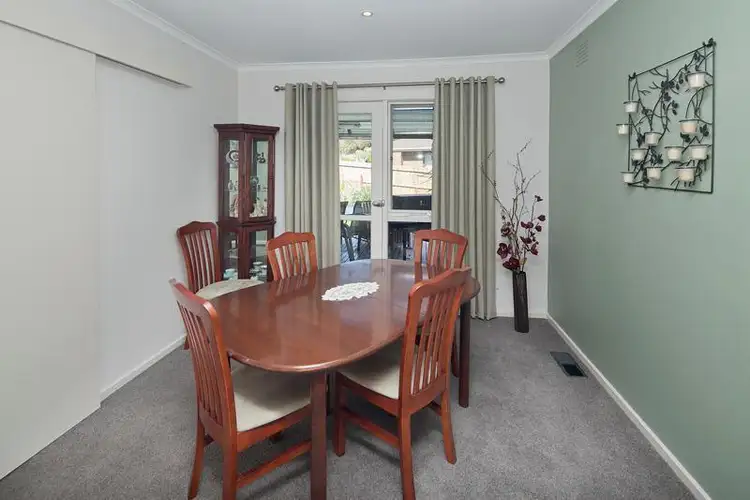 Sixth view of Homely house listing, 2 Haite Court, Endeavour Hills VIC 3802