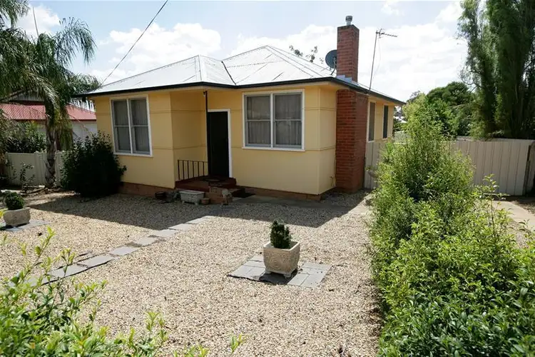 19 Margaret Avenue, Wagga Wagga NSW 2650