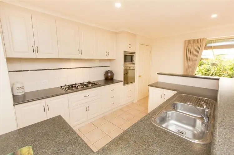 Fifth view of Homely house listing, 12 Mary Court, Robinvale VIC 3549