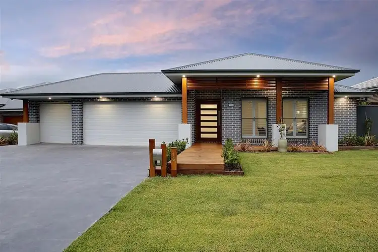 16 Dargin Close, Harrington Park NSW 2567