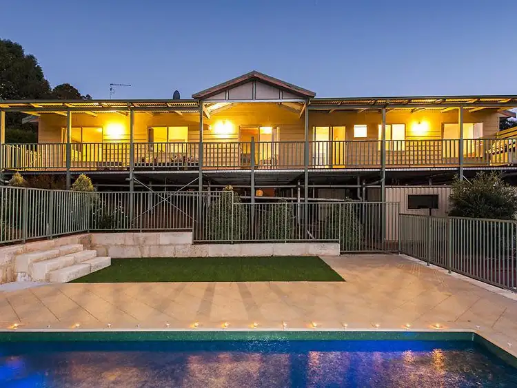 61 Garland Road, Roleystone WA 6111