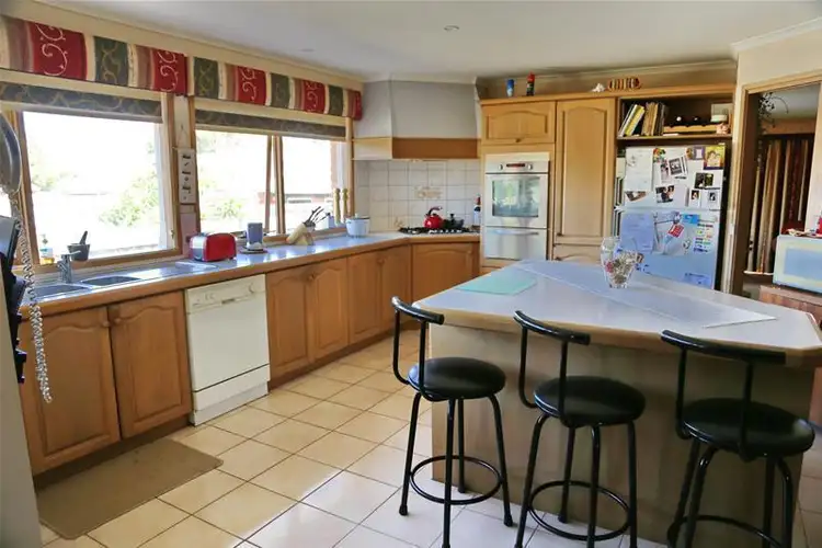 Fourth view of Homely house listing, 15 Heathcote Court, Endeavour Hills VIC 3802