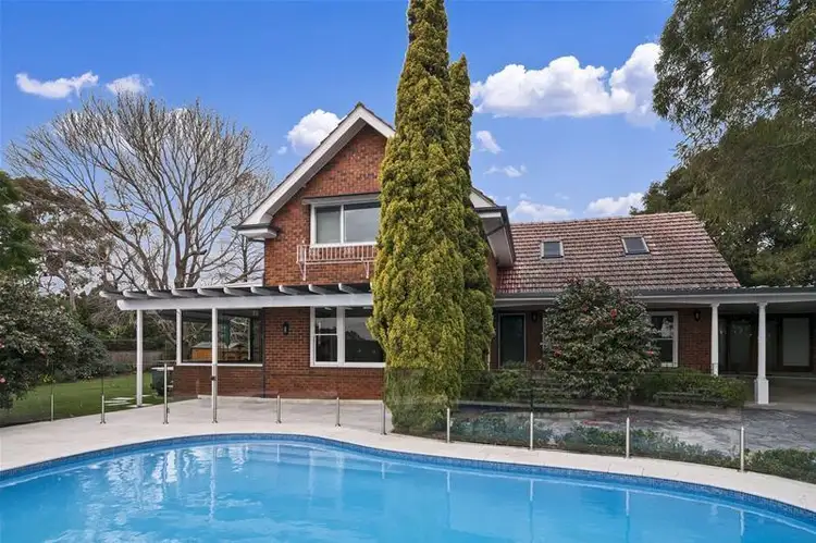 27 Rowe Street, Roseville Chase NSW 2069