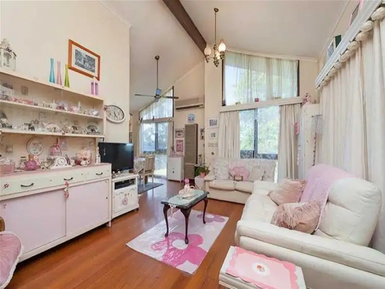Fifth view of Homely house listing, 1 Fraser Court, Sunbury VIC 3429