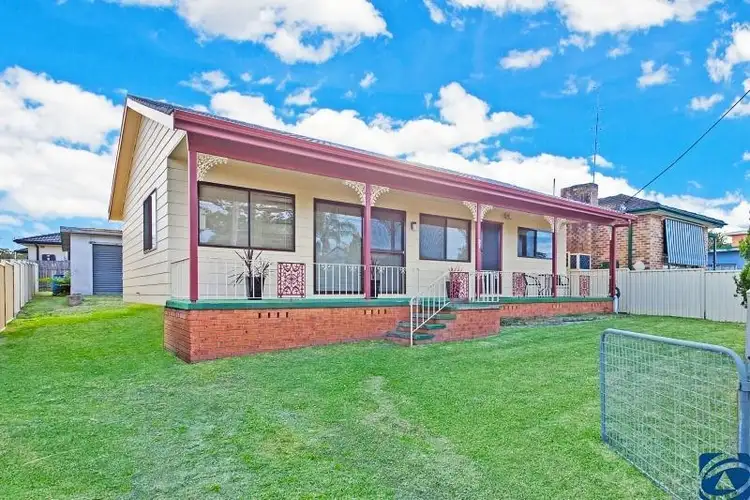 27 Aldinga Road, Gwandalan NSW 2259