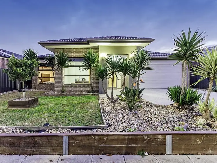 8 Mapleton Way, Tarneit VIC 3029