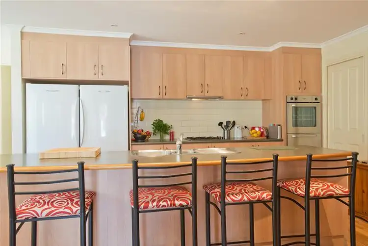 Fifth view of Homely house listing, 8 Grantleigh Drive, Bacchus Marsh VIC 3340