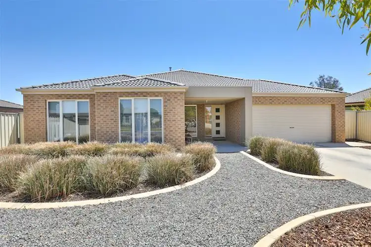 21 Suffolk Drive, Mildura VIC 3500