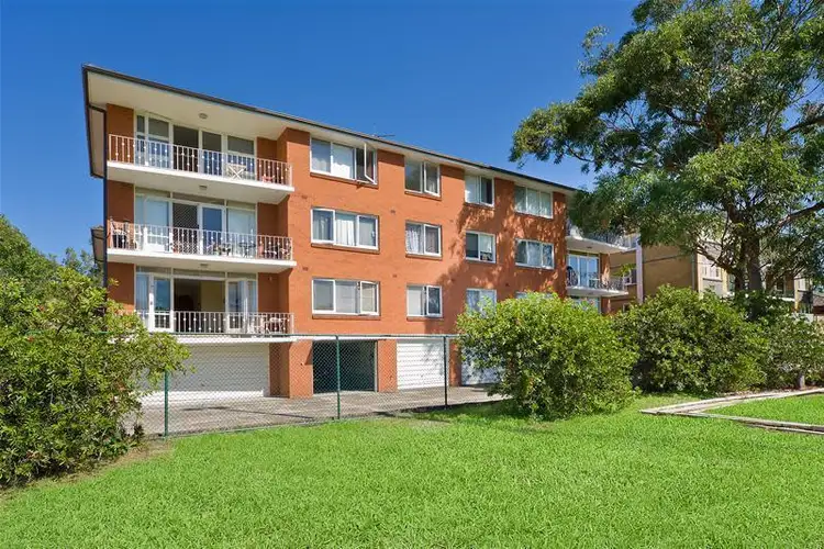 4/18 Grafton Crescent, Dee Why NSW 2099