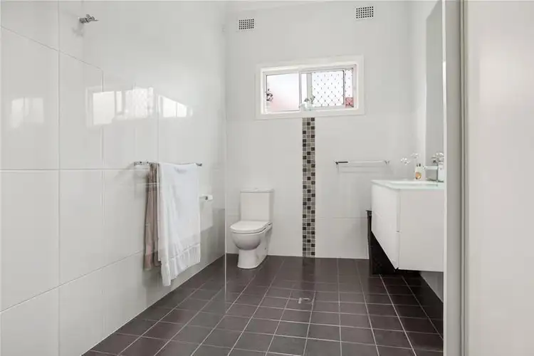 Fifth view of Homely house listing, 110 Everton Street, Hamilton NSW 2303