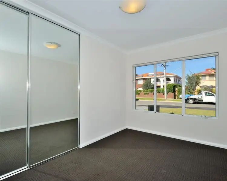 Fifth view of Homely villa listing, 2/50 George Street, Midland WA 6056